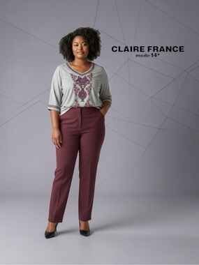 NEW, Claire France 14+, 2X Plus Size, Grey Floral V-Neck 3/4 Sleeve Stretch Top